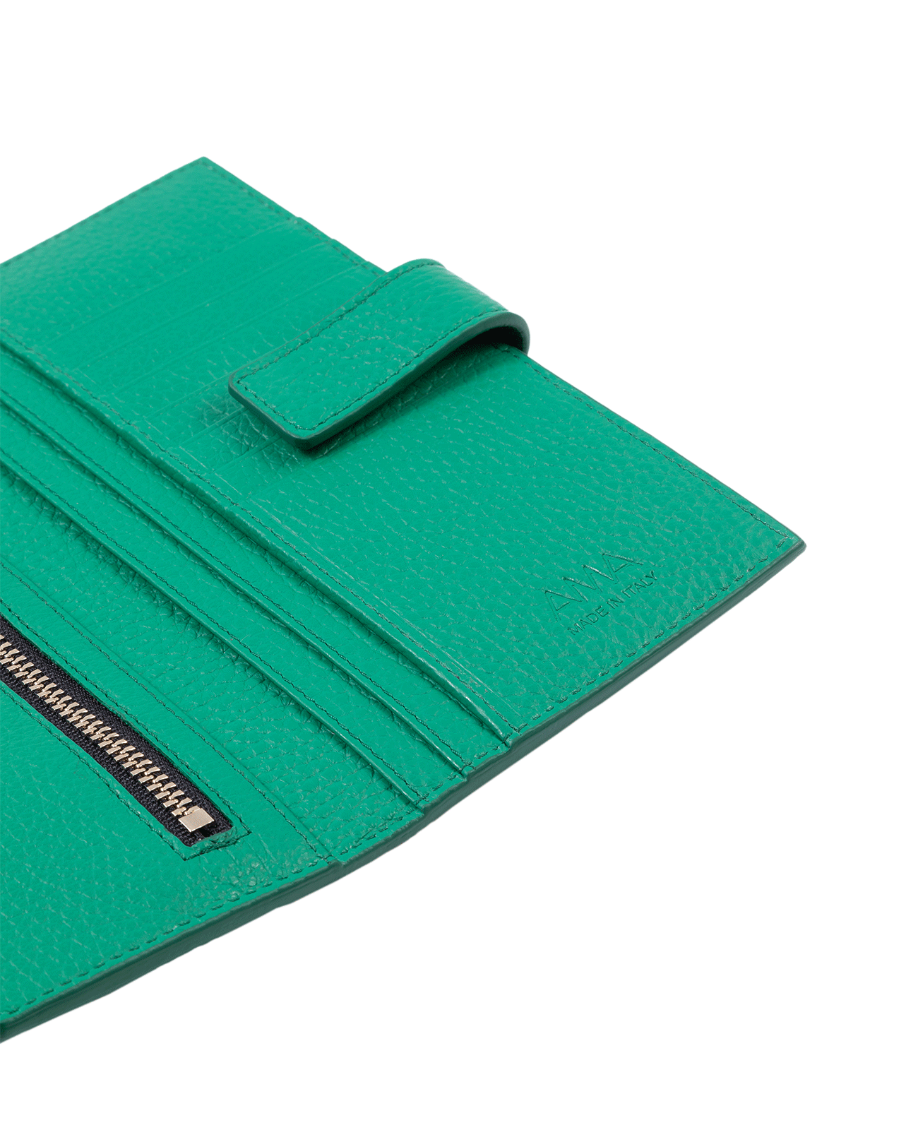 Wallet in Italian full-grain leather. Designed to carry your personal items. Available in a variety of styles and designs. Color: Elf. Size: Medium