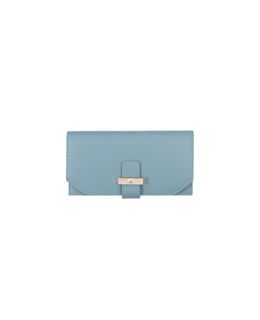 Wallet in Italian full-grain leather. Designed to carry your personal items. Available in a variety of styles and designs. Color: Avio. Size: Medium