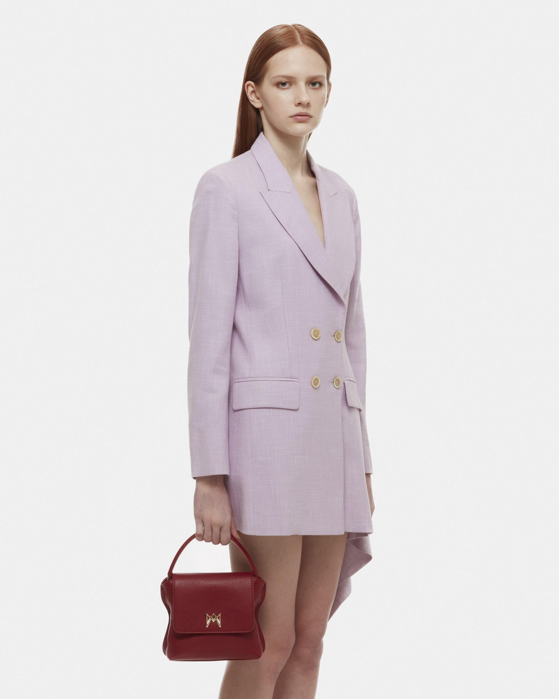 Cross-body bag in Italian full-grain leather, semi-aniline calf Italian leather with detachable shoulder strap.Three compartments, zip pocket in the back compartment. Magnetic flap closure with logo. Color: Dark Red. Size:Medium