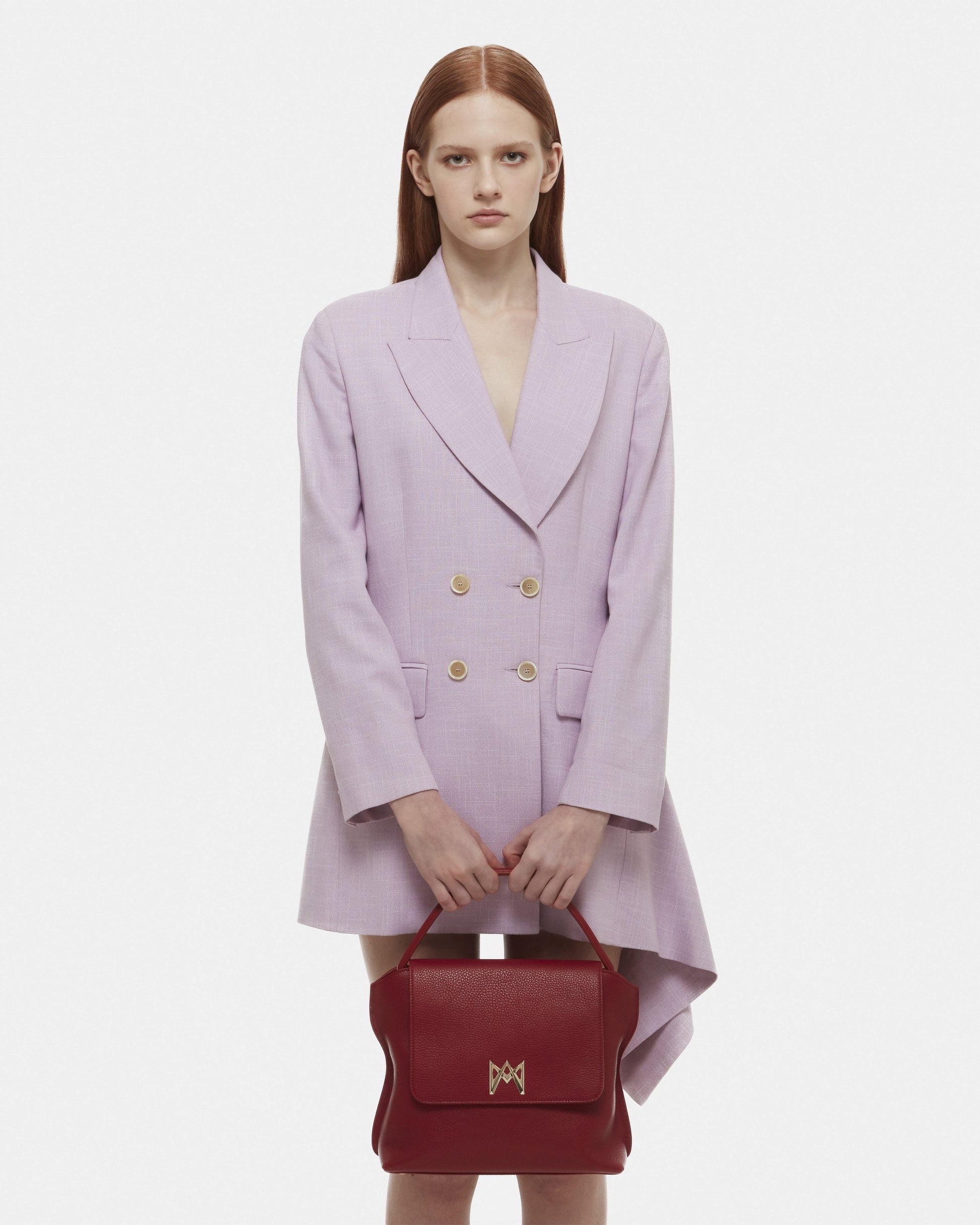 AMA Bags: Cross-body bag in Italian full-grain leather, semi-aniline calf Italian leather with detachable shoulder strap.Three compartments, zip pocket in the back compartment. Magnetic flap closure with logo. Color: Dark Red. Size:Large